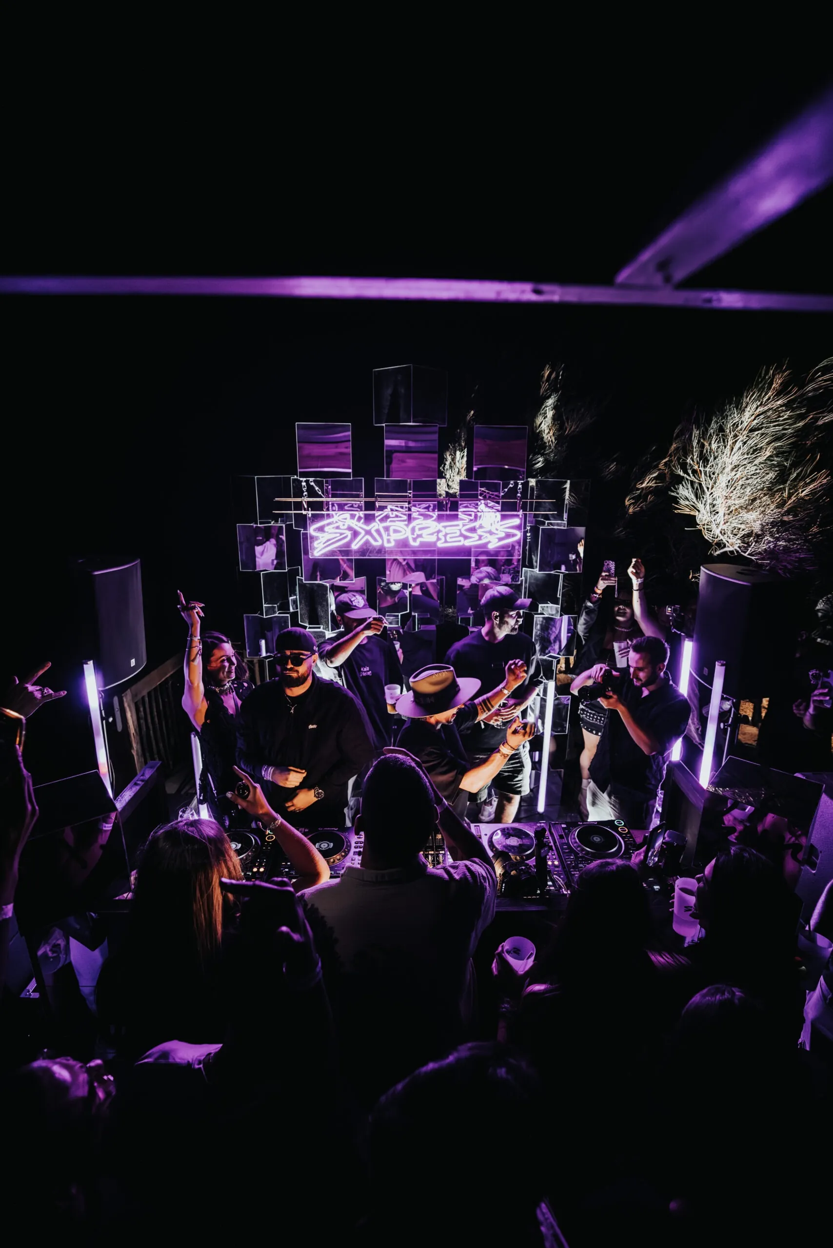 Scenographie lumiere S XPRESS 2026 — Arenes romaines de Frejus